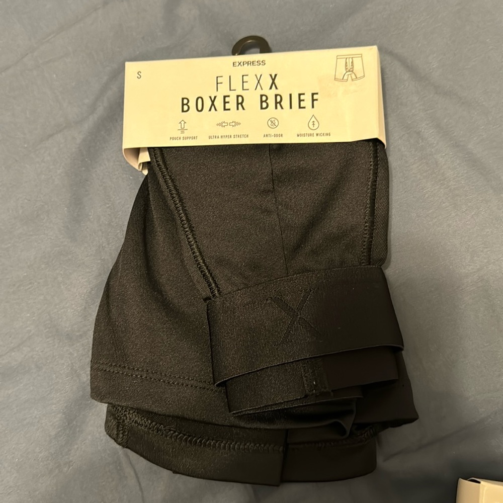 EXPRESS MENS FLEX BOXER BRIEF SMALL NWT BLACK